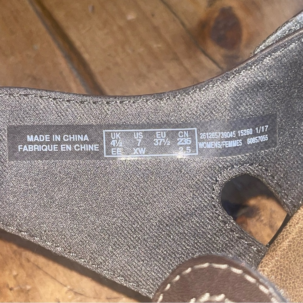 clarks lexi bridge sandals